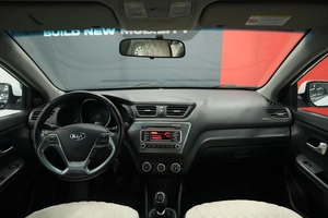 Хэтчбек 4 дв. Kia Rio 2015 года, 1030000 рублей, Курск
