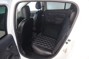 Хэтчбек Renault Sandero 2018 года, 920000 рублей, Орёл