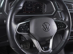 Внедорожник Volkswagen Tiguan 2021 года, 4499000 рублей, Ростов-на-Дону