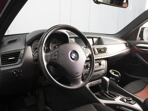 Внедорожник BMW X1 2011 года, 1170000 рублей, Омск