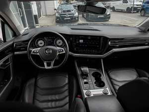 Внедорожник Volkswagen Touareg 2018 года, 4160000 рублей, Краснодар