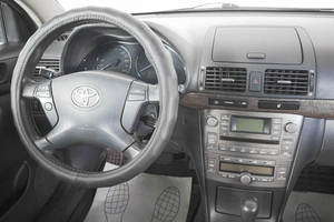 Универсал Toyota Avensis 2006 года, 1049000 рублей, Кемерово