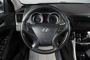 Седан Hyundai Sonata 2012 года, 1159000 рублей, Тюмень