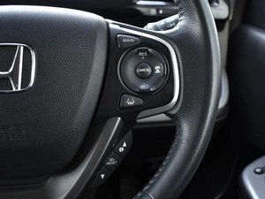 Минивэн Honda Stepwgn Spada 2019 года, 2398000 рублей, Краснодар