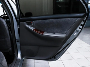 Седан Toyota Corolla 2001 года, 690000 рублей, Красноярск