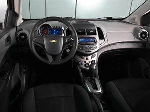 Хетчбэк Chevrolet Aveo 2013 года, 899000 рублей, Аксай
