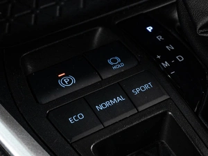 Внедорожник Toyota RAV4 2022 года, 3709000 рублей, Тюмень