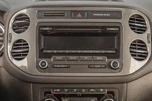 Внедорожник Volkswagen Tiguan 2014 года, 1799000 рублей, Челябинск