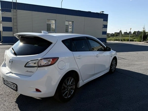 Хетчбэк Mazda Axela 2013 года, 1070000 рублей, Ачинск