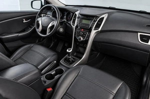 Хетчбэк Hyundai i30 2012 года, 829000 рублей, Челябинск