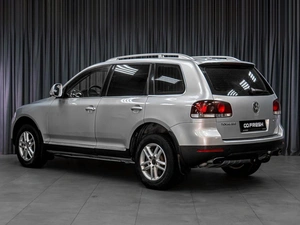 Внедорожник Volkswagen Touareg 2008 года, 1149000 рублей, Тюмень