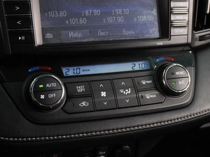 Внедорожник Toyota RAV4 2017 года, 1699000 рублей, Воронеж