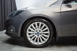 Хетчбэк Ford Focus 2011 года, 999000 рублей, Красноярск