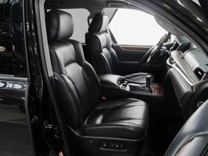 Внедорожник Lexus LX 2017 года, 7500000 рублей, Тюмень