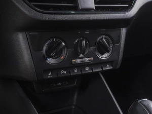 Лифтбек Volkswagen Polo 2022 года, 1680000 рублей, Ростов-на-Дону