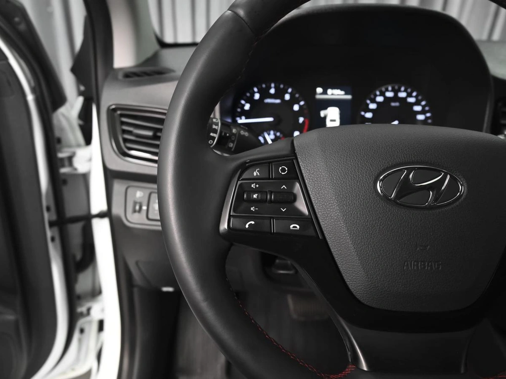 Седан Hyundai Solaris 2020 года, 1799000 рублей, Ставрополь