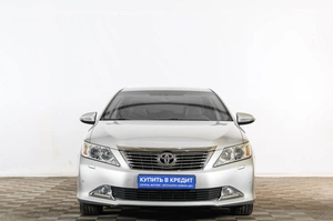 Седан Toyota Camry 2012 года, 1749000 рублей, Тюмень