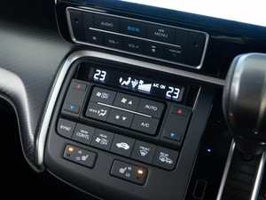 Минивэн Honda Stepwgn Spada 2019 года, 2679050 рублей, Москва