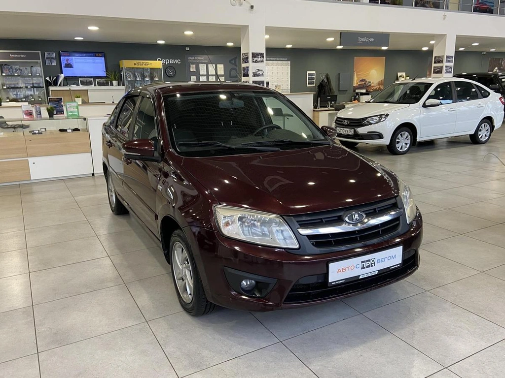 Седан ВАЗ (LADA) Granta 2015 года, 560000 рублей, Орёл