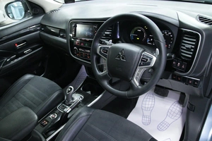 Внедорожник Mitsubishi Outlander 2016 года, 1998000 рублей, Солонцы