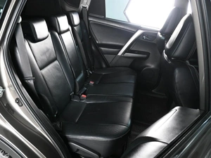 Внедорожник Toyota RAV4 2016 года, 2535000 рублей, Аксай