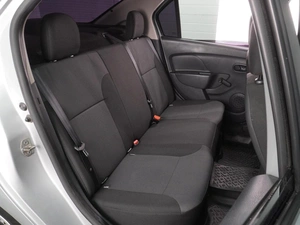 Седан Renault Logan 2015 года, 799000 рублей, Воронеж