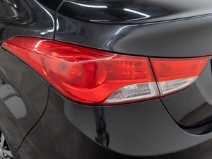 Седан Hyundai Avante 2011 года, 1025000 рублей, Красноярск