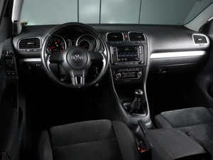 Хетчбэк Volkswagen Golf 2011 года, 960000 рублей, Минеральные Воды