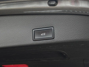 Внедорожник Volkswagen Touareg 2014 года, 2400000 рублей, Краснодар