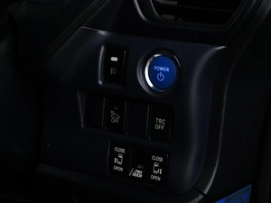 Минивэн Toyota Noah 2014 года, 1687050 рублей, Москва