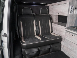 Минивэн Volkswagen Transporter 2017 года, 5670000 рублей, Сургут
