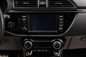 Седан Kia Rio 2019 года, 1689000 рублей, Оренбург