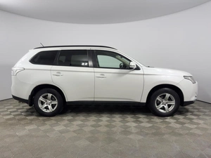 Внедорожник Mitsubishi Outlander 2013 года, 1378200 рублей, Казань