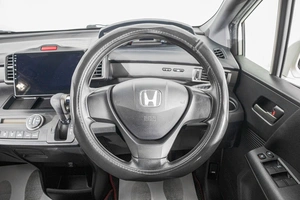 Минивэн Honda Freed 2011 года, 999000 рублей, Барнаул