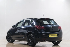 Хетчбэк Opel Astra 2011 года, 599000 рублей, Новокузнецк