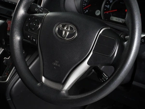 Минивэн Toyota Voxy 2017 года, 1865000 рублей, Минеральные Воды