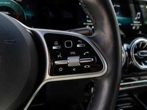 Внедорожник Mercedes-benz GLB-класс 2021 года, 4200000 рублей, Краснодар