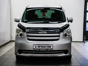 Минивэн Toyota Noah 2008 года, 1150000 рублей, Красноярск