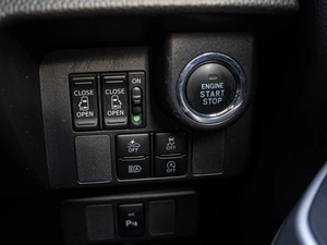 Хетчбэк Toyota Tank 2019 года, 1065000 рублей, Краснодар