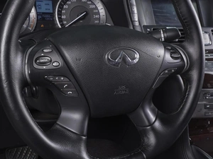 Седан Infiniti Q70 2016 года, 2099000 рублей, Ростов-на-Дону
