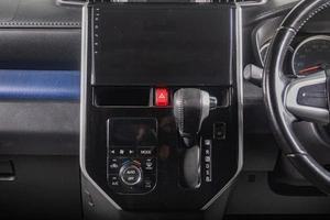 Хетчбэк Toyota Tank 2019 года, 1269000 рублей, Томск