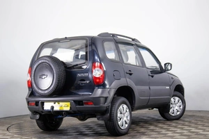 Внедорожник Chevrolet Niva 2015 года, 559000 рублей, Пермь