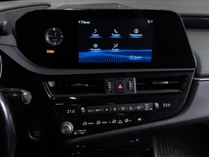 Седан Lexus ES 2021 года, 3977000 рублей, Тюмень