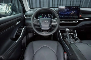 Внедорожник Toyota Highlander 2025 года, 5250000 рублей, Красноярск