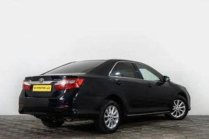 Седан Toyota Camry 2013 года, 1799000 рублей, Сургут