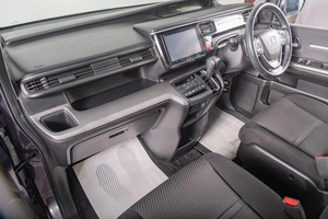 Минивэн Honda Stepwgn Spada 2016 года, 1999000 рублей, Томск