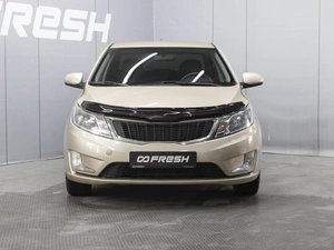 Седан Kia Rio 2013 года, 890000 рублей, Омск
