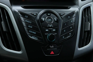 Хетчбэк Ford Focus 2012 года, 748000 рублей, Солонцы