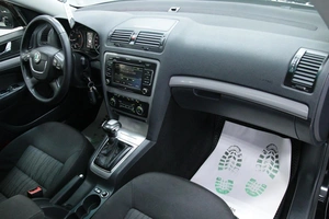 Универсал Skoda Octavia 2012 года, 978000 рублей, Солонцы