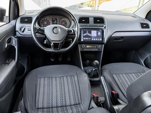 Седан Volkswagen Polo 2016 года, 860000 рублей, Ставрополь